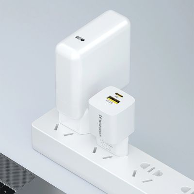 13. Ładowarka sieciowa Wozinsky WWCEAC GaN USB-A USB-C 33W - biała