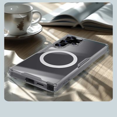 7. Etui Nillkin Nature TPU Pro Magnetic Case z MagSafe na Samsung Galaxy S25 Ultra - białe