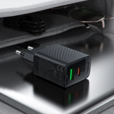 7. Ładowarka Acefast A78 sieciowa GaN USB-A / USB-C PD 20W - czarna