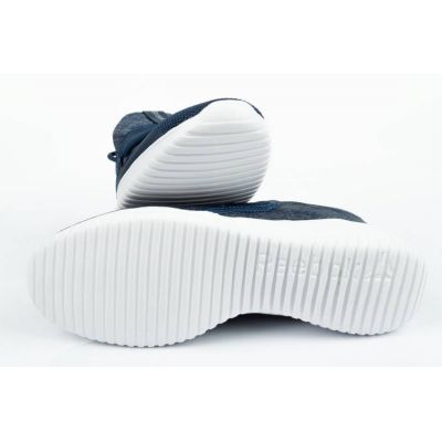 9. Buty Reebok Skycush W BS6715