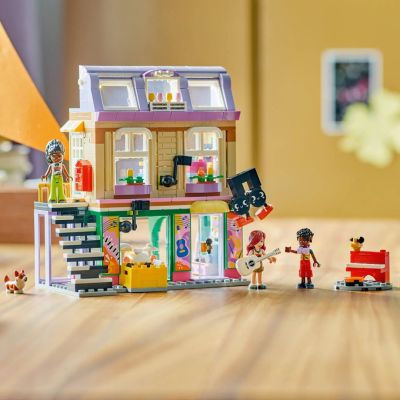 9. LEGO FRIENDS 42653 MUSIC STORE & APLEGO ARTMENT