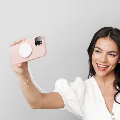 4. Dux Ducis Grit skórzane etui do iPhone 14 Plus elegancki pokrowiec ze sztucznej skóry (kompatybilne z MagSafe) różowy