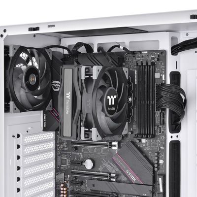 6. THERMALTAKE TOUGHAIR 310 170W 4X 6MM MIEDŹ 12 CM CL-P074-AL12BL-A