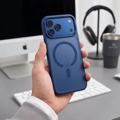 5. Etui Tech-Protect Magmat Magsafe CC na iPhone 18 Pro Max / 17 Pro Max - granatowe matowe