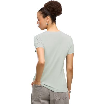 4. Koszulka damska Puma ESS Script Tee miętowa 691760 29