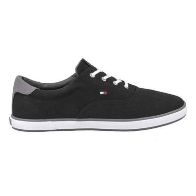 2. Buty Tommy Hilfiger Harlow 3D M FM56820915-990