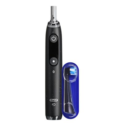 3. Braun Oral-B Szczoteczka elektryczna iO10 Cosmic Black