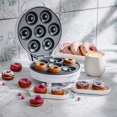 21. Wypiekacz do pączków donut ADLER AD 3075