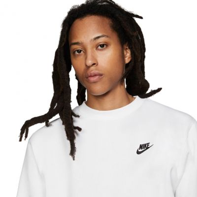 4. Bluza Nike Sportswear Club M BV2662-100
