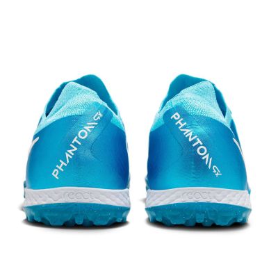 3. Buty Nike React Phantom GX Pro TF FJ2583-400