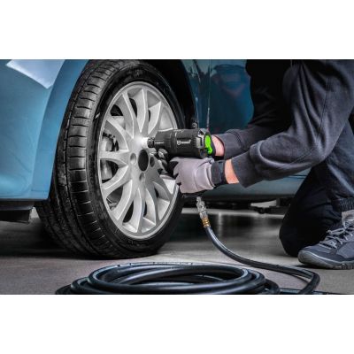 14. Pneumatyczny klucz udarowy 1560 Nm W33220 WUBER