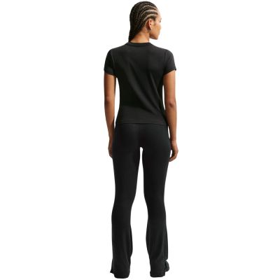 7. Koszulka damska Nike Sportswear Chill Knit czarna FV5508 010