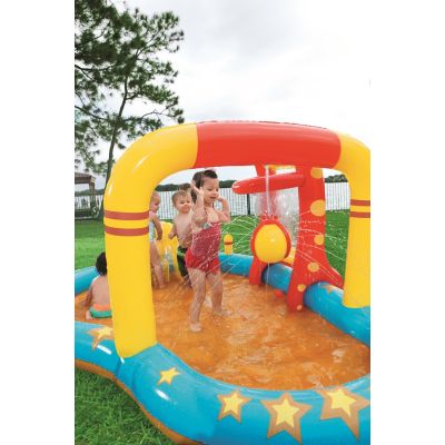 27. Bestway 53068 Dmuchany Plac zabaw 435x213x117cm