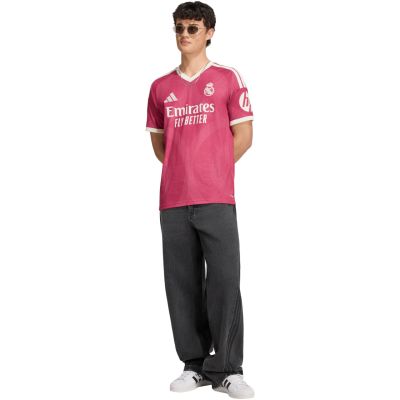 7. Koszulka męska adidas Real Madrid 26/27 Third Jersey różowa IA7520