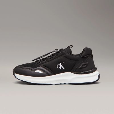 7. Calvin Klein damskie sneakersy LOW CUT LACE-UP SNEAKERS V3X9-83010-1464999 BLACK