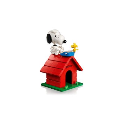17. LEGO Ideas 21368 - Fistaszki: Buda Snoopy'ego