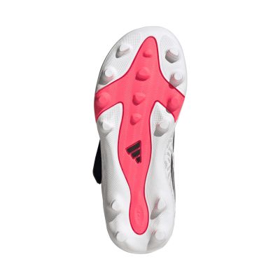 6. Buty piłkarskie dla dzieci adidas Predator Club Velcro FG/MG KJ6745