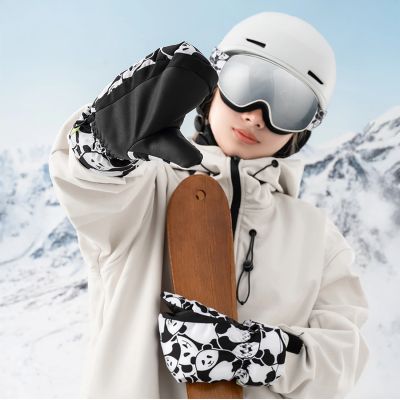 8. Rękawice narciarskie Qunature Panda Heat Transfer dziecięce rozmiar S - czarne/białe