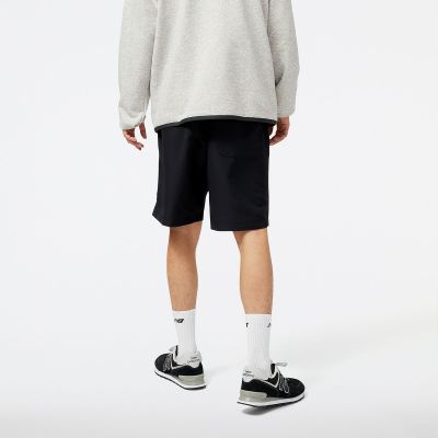 4. Spodenki New Balance Sport Seasonal Woven Short M MS31905BK