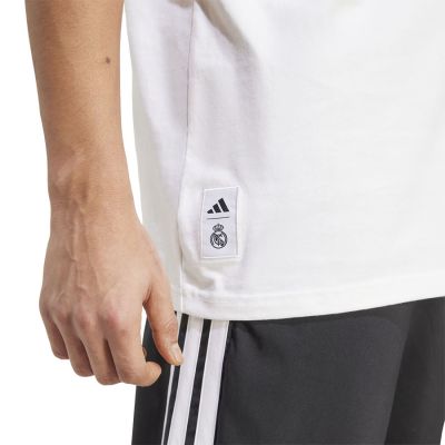 5. Koszulka adidas Real Madryt 24/25 Seasonal Graphic Tee M JM2124