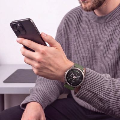 8. Pasek Tech-Protect Silicone na Garmin Fenix 5 / 6 / 6 Pro / 7 / 8 / 8 Pro / E / 9 / 9 Pro (51 mm) - zielony