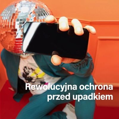 7. Szkło hartowane PanzerGlass Ultra-Wide Fit z pozycjonerem na iPhone 15 Pro