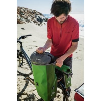 6. Sakwa rowerowa Vaude Aqua Back - black
