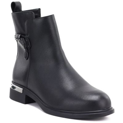 5. Skórzane botki damskie czarne D&A S.Barski MK62-7025