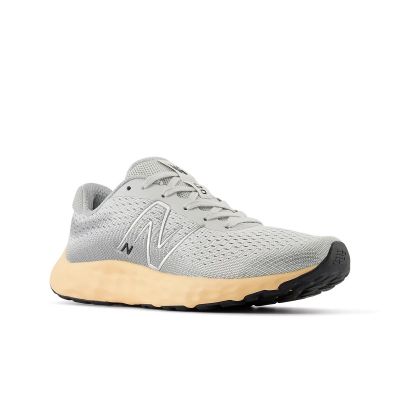9. Buty do biegania New Balance W W520RM8