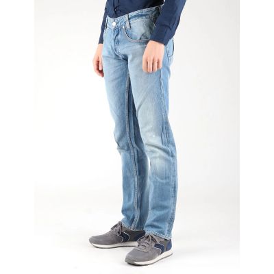 4. Jeansy Guess Outlaw M21068D0EY2 STNY