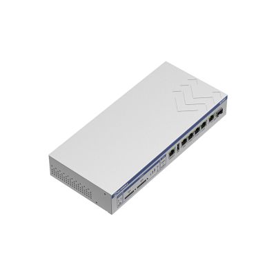 8. Teltonika RUTXR1 Router sieci komórkowej