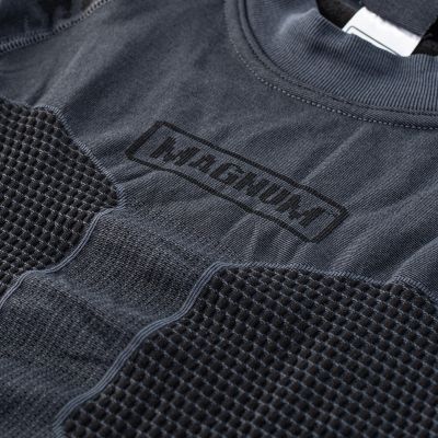 4. Bluzka termoaktywna Magnum Camo Top M