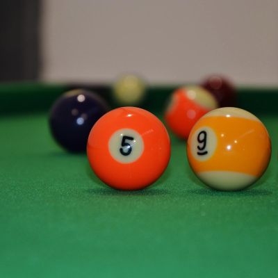 4. STÓŁ DO GRY W BILARDA 164x84x74CM ENERO