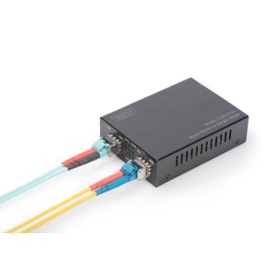 10. Digitus Gigabitowy konwerter medialny wielomodowy/jednomodowy SFP