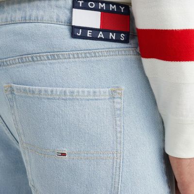 15. Jeansy Tommy Jeans Scanton Slim Fit M DM0DM16013