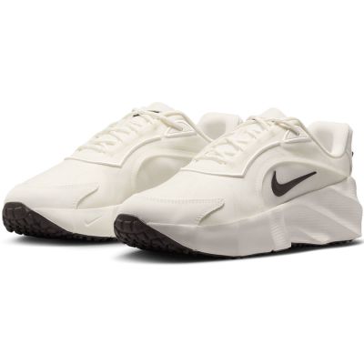 4. Buty Nike Aura Edge HQ7025-105