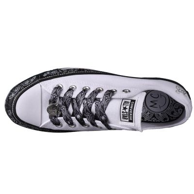3. Buty Converse X Miley Cyrus Chuck Taylor All Star M 162235C