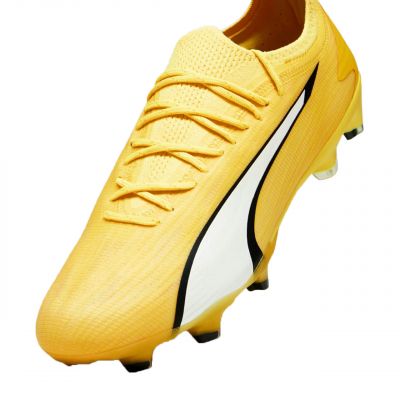 4. Buty piłkarskie Puma Ultra Ultimate FG/AG M 107311 04