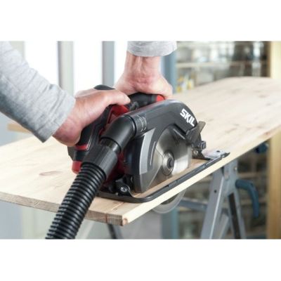 4. Pilarka tarczowa Skil 5830 GA 1400W 5300RPM