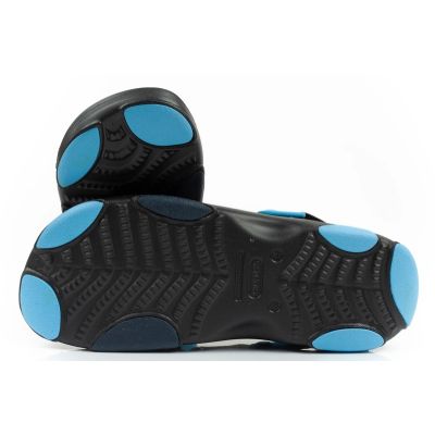 28. Sandały Crocs Classic All-Terrain M 207711-0ZQ