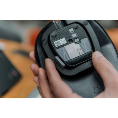 4. Bakker Elkhuizen HandShoeMouse Shift - mysz - ergonomiczna - prawo- i leworęczna - laserowa - 3 przyciski - bezprzewodowa