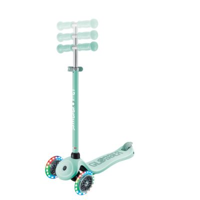 9. Hulajnoga z siedziskiem GO•UP SPORTY LIGHTS (452-706-4 S)