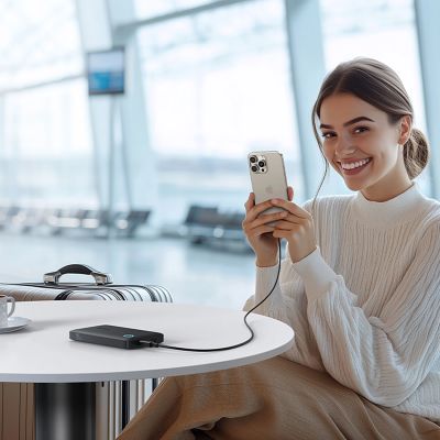 12. Powerbank Baseus EnerFill FP11 10000mAh 15W (z czarnym kablem Simple USB-C - USB-C 20V/3A 30cm) - czarny