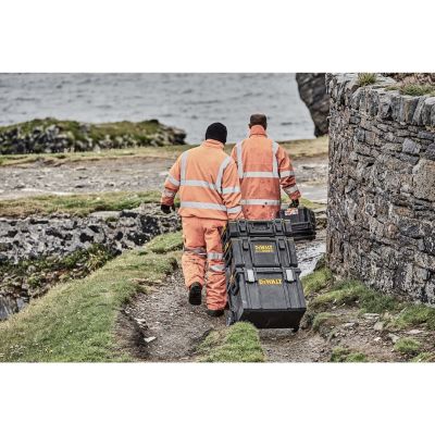 5. DeWALT DWST83293-1 walizka na narzędzia
