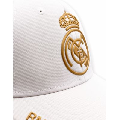 6. Czapka z daszkiem Real Madryt RM3GO19
