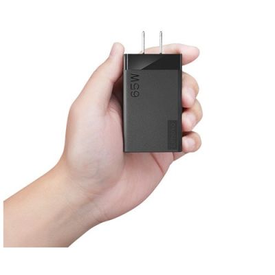 4. Lenovo Zasilacz podróżny 65 W USB-C 40AW0065WW