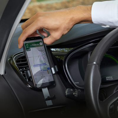 7. Uchwyt na smartfona SBS TESUPPCLIPGRAVK na kratkę nawiewu, grawitacyjny - czarny