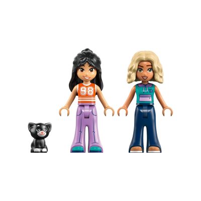3. LEGO Friends 42682 - Domek na luksusowym kempingu