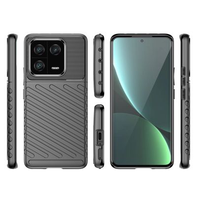 2. Thunder Case etui do Xiaomi 13 Pro silikonowy pancerny pokrowiec czarne