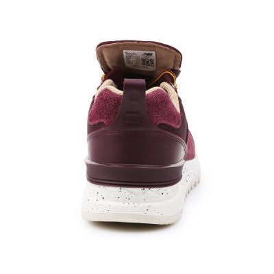 5. Buty lifestylowe New Balance TBATRC